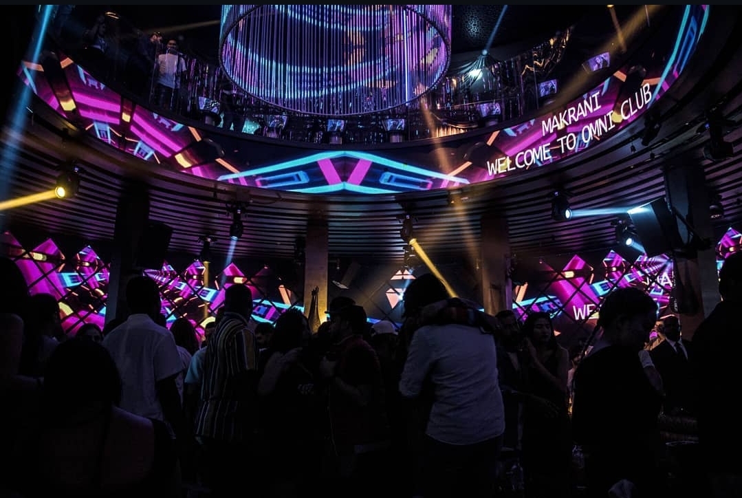 Royal King night club
